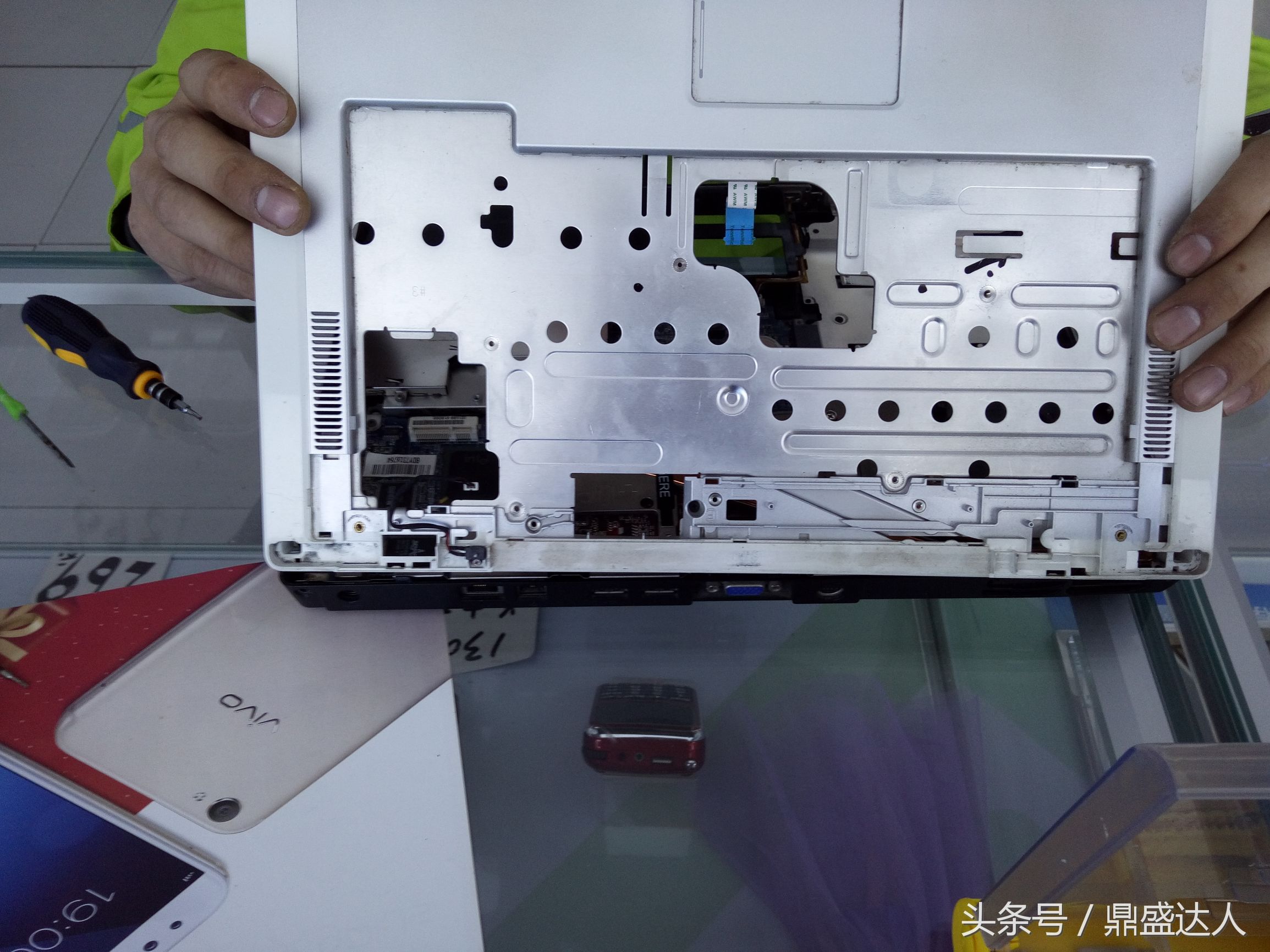 拆装一台旧电脑,戴尔老电脑拆卸