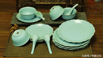 不要在拿超市5块钱一个的瓷器跟国外的高档瓷器比了……