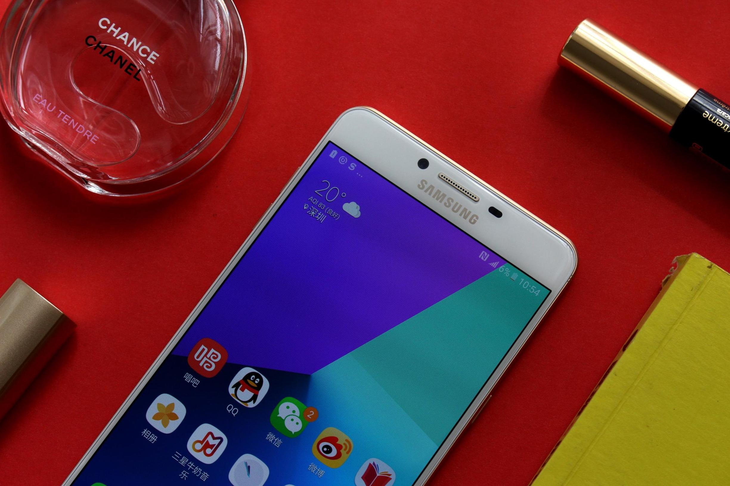 大屏续航高拍照好,三星galaxyc9pro现在还能用吗