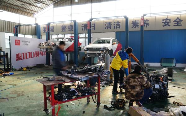 18款比亚迪秦80改装案例,比亚迪宋改装越野套件