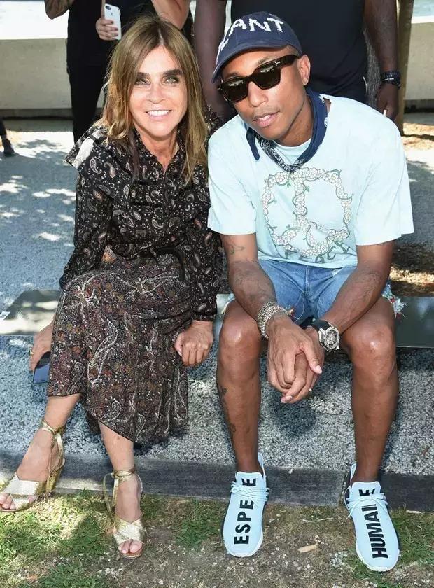 本周球星上脚球鞋,明星今天穿的鞋子