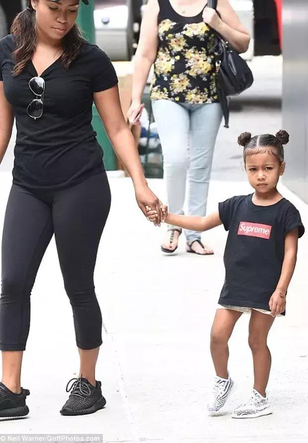 本周球星上脚球鞋,明星今天穿的鞋子