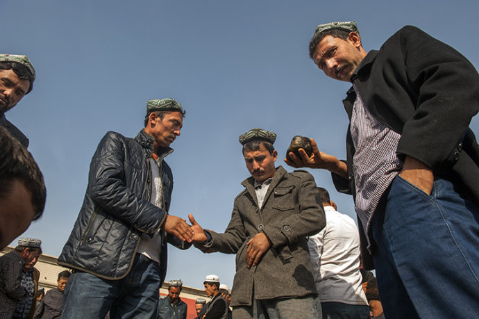 当心!你天价买来的可能只是一块石头