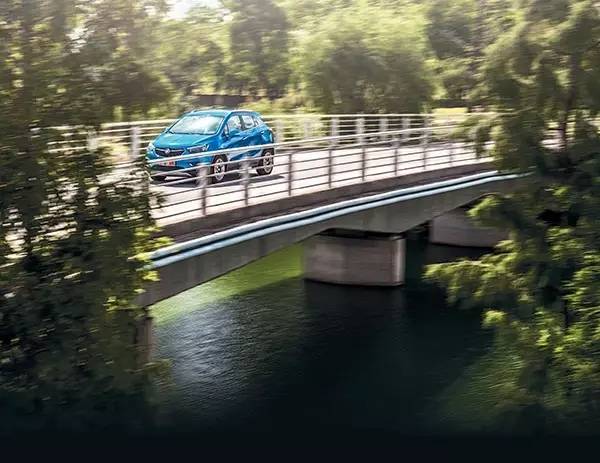 别克昂科拉四驱精英版试驾,别克昂科拉20tcvt豪华型试驾