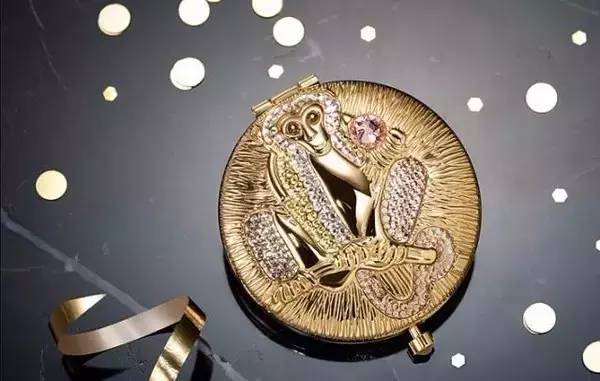 纪梵希设计师,阿玛尼设计师纪梵希