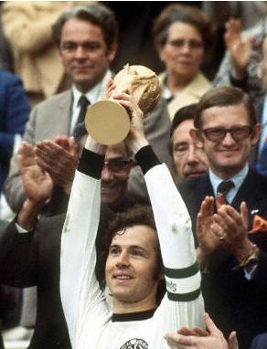 世界杯最年轻进球贝利,老马足球贝利