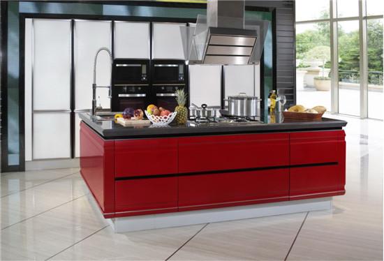 烤漆橱柜的优缺点,玻璃烤漆柜门是UV烤漆门板吗