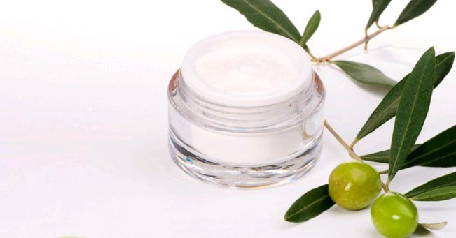 为什么医生不建议用药妆,皮肤没问题但是刺痛