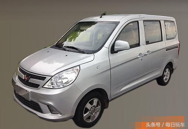 五菱之光v5座2023款内饰改摄像头,2022款五菱之光v最高端多少钱