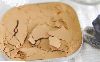 粉饼碎了如何修复视频讲解,粉饼碎了咋样修复视频