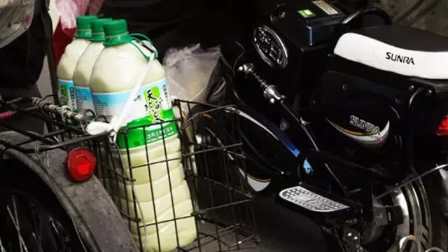 豆汁儿北京小吃,豆汁儿北京豆汁