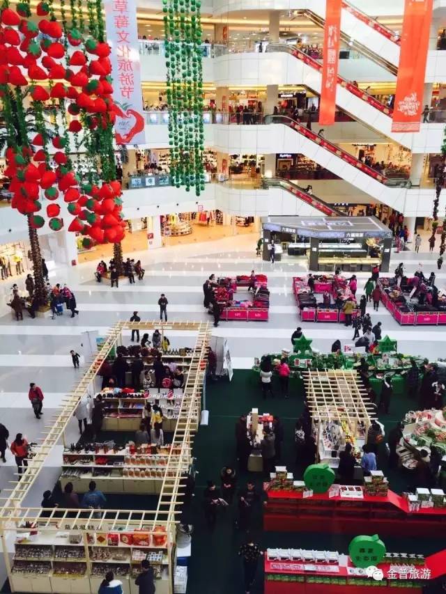 大棚草莓采摘园可以采摘的月份,大棚草莓图片真实采摘