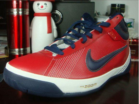 詹姆斯使节系列,詹姆斯使节系列球鞋