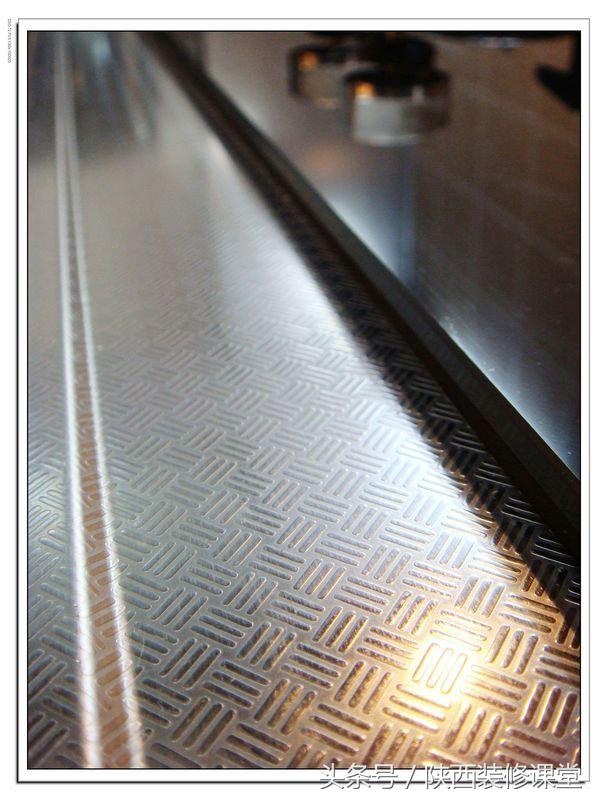 60平米改造三室一厅,8平米小户型蜗居改造