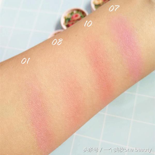 编辑试妆间丨秋冬新品怒刷一波存在感，谁还敢说你颜值不在线！