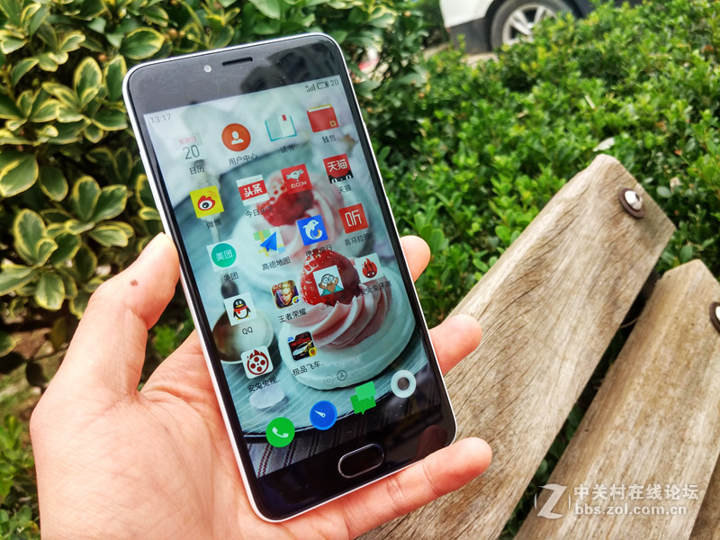 魅族5体验,魅蓝5手感