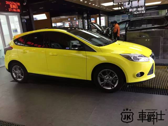 常州经典福克斯两厢改色膜,22款福克斯两厢st-line改色