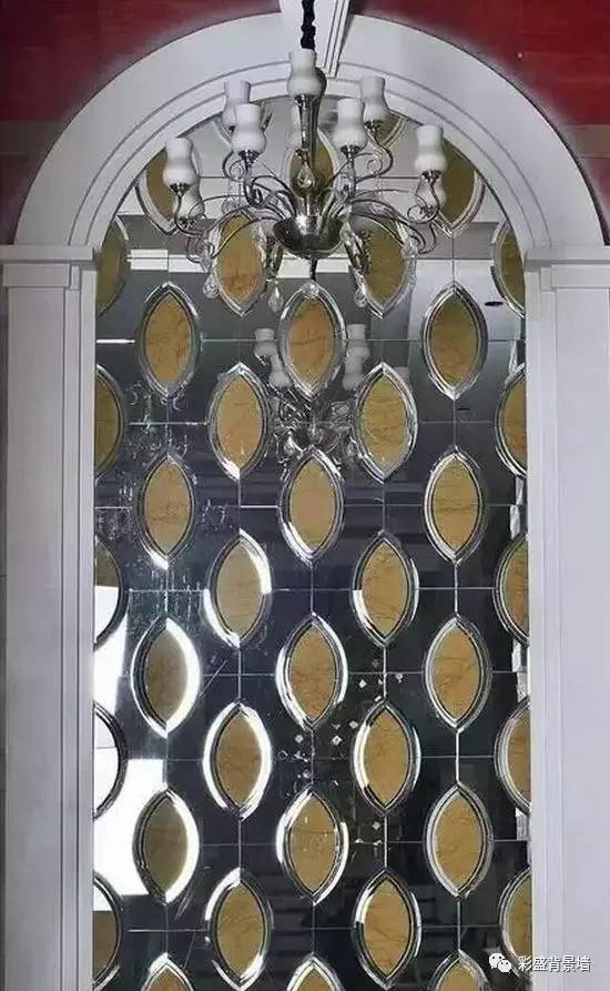 为什么聪明人才能赚大钱,玻璃背景墙有什么弊端