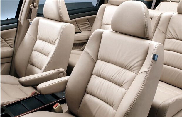 汽车换真皮座椅好还是座套好,汽车真皮座椅可以不套座套吗