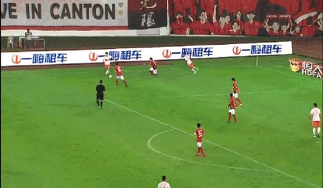 还想给女票讲越位？简单的传中定义你还不见得懂呢