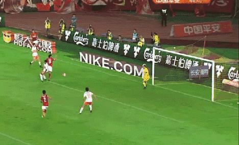 还想给女票讲越位？简单的传中定义你还不见得懂呢