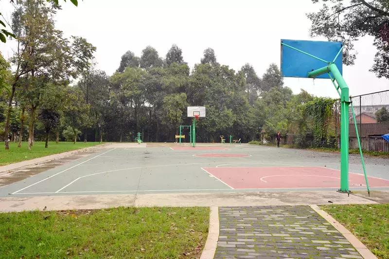 Hello！眉山车辆厂！只有东北人能看懂！