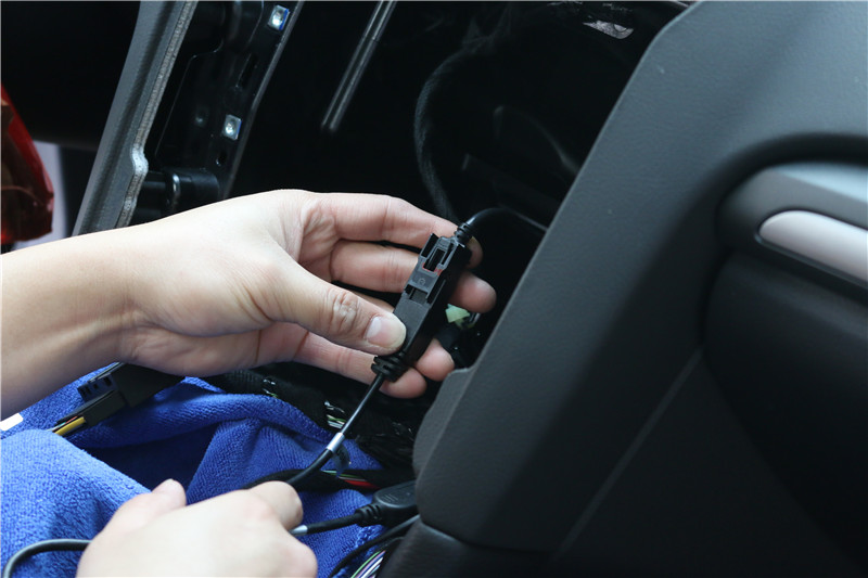 新蒙迪欧竖屏安装视频,新蒙迪欧大屏智能