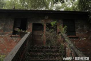 七大网红探索废弃恐怖精神病院,四川龙泉废弃精神病院