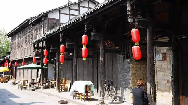 成都周末耍一耍视频,成都周边古镇一日游2022春节