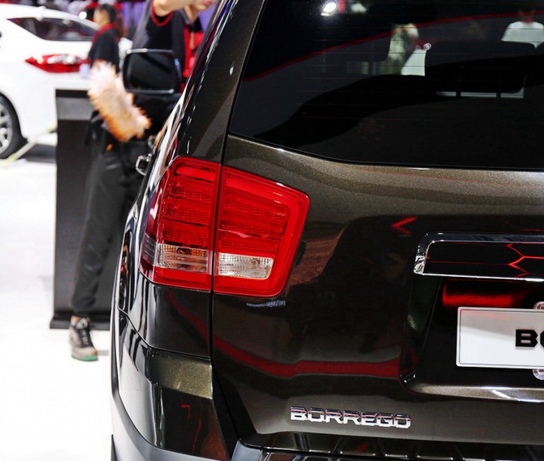 空气悬挂的硬派越野车,空气悬挂带全时四驱最便宜的车