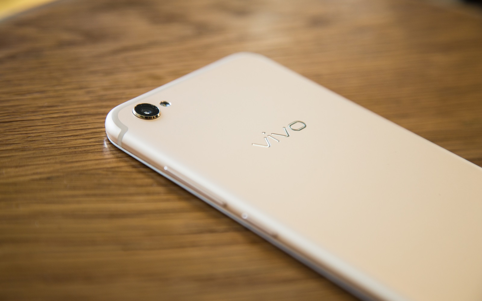 柔光双摄妹子的最爱，vivoX9自拍体验