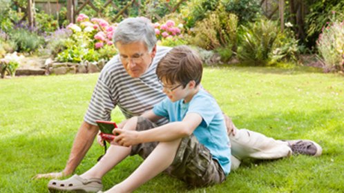 现在的老人不帮带孩子,为什么现在的老人不愿意帮忙了