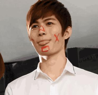 郭敬明访谈谈喜欢的异性,陈学冬郭敬明谁是卧底