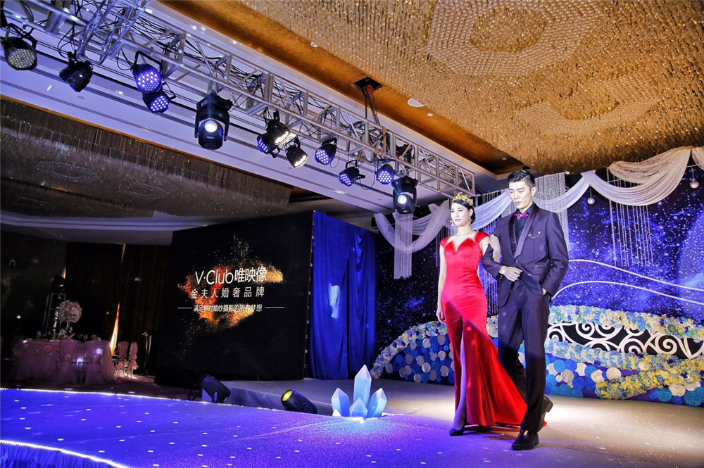 鎬︾劧鏄熷姩澶у,鎬︾劧鏄熷姩濠氱罕