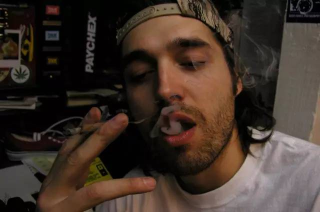 20年前那些在Supreme店里混的最屌的板仔们,现在在干嘛