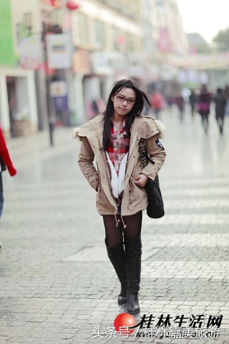 桂林街拍美女看完你会更想来桂林旅游的