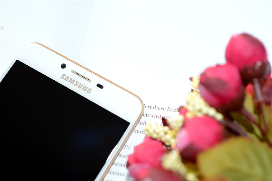 三星galaxyc9pro什么配置,三星galaxyc9pro好吗