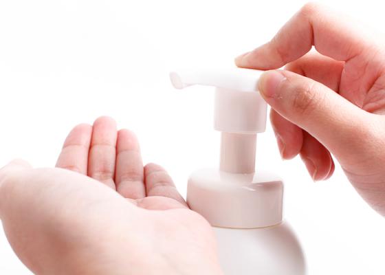 清洗头皮才是洗头的关键！