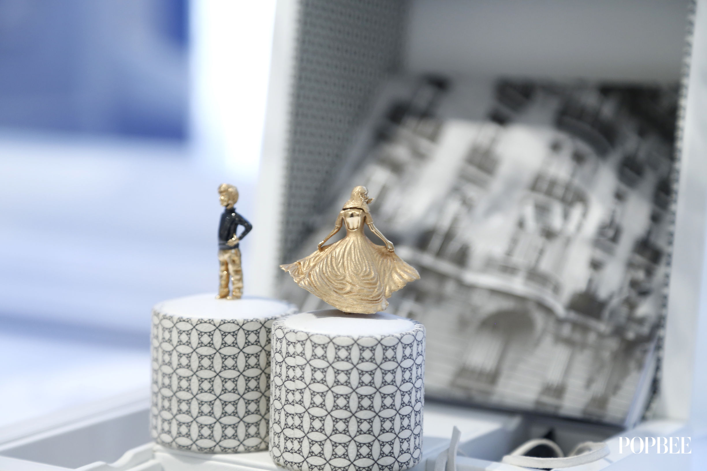 2017波希米亚当道！来自西班牙的绝美婚纱与千颂依也爱的发饰