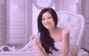 杨幂刘雯等人纷纷终止合作,杨幂刘雯新款包