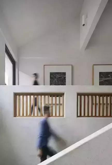 胡守连的“花迹酒店”