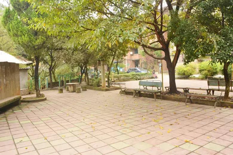 Hello！眉山车辆厂！只有东北人能看懂！