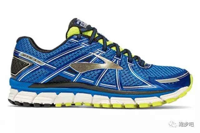 过年值得买的跑鞋200以内,10款值得入手的跑鞋推荐