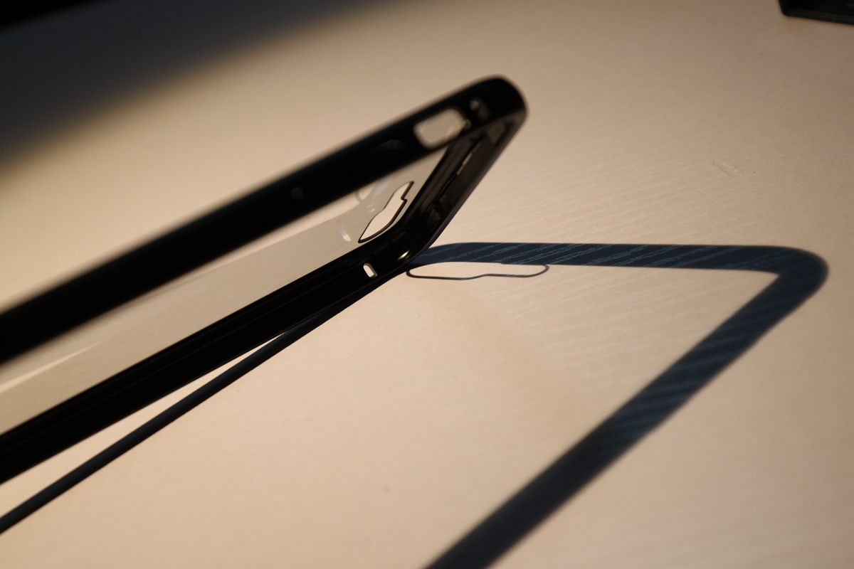 不敢说这是最好的手机保护壳，但iGlass确实做到位了！