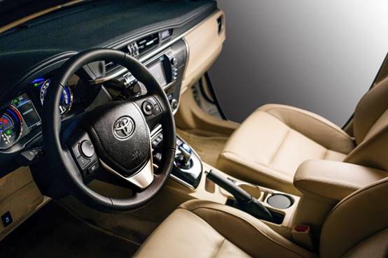 全新卡罗拉双擎如何省油,卡罗拉双擎与雷凌双擎哪个更省油