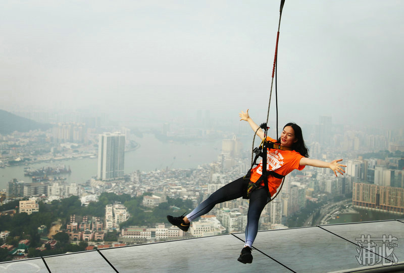 澳门旅游塔蹦极吃东西 (澳门旅游塔笨猪跳)