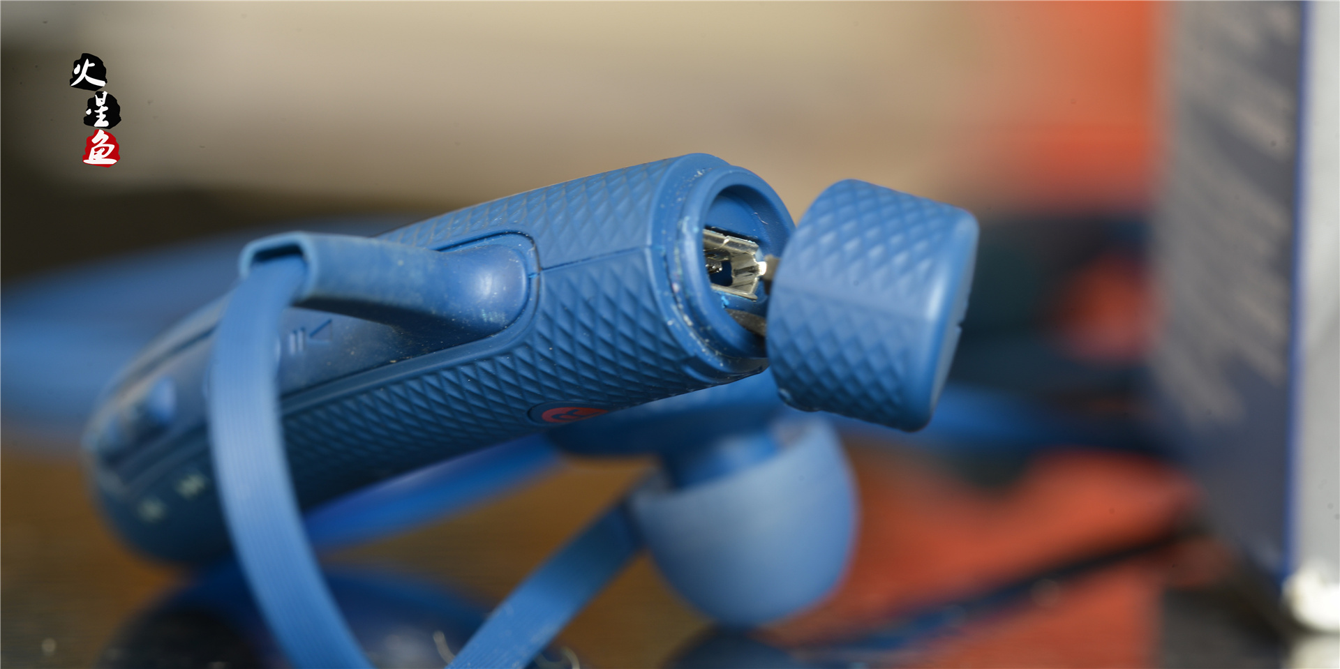 在信仰中运动——号称索尼最好的蓝牙运动耳机XB80BS开箱