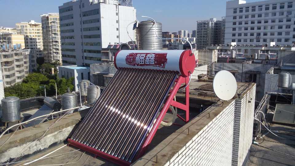 太阳能加空气能双水箱连接图,太阳能热水器怎么循环到空气能水箱