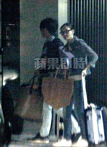 “宇宙美少女”萧淑慎暴瘦成驼背骷髅，自称分裂出500种人格