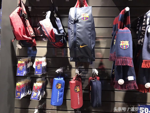 来看看芭提雅的“巴塞罗那”官方专卖店都有啥！您看上哪款了？